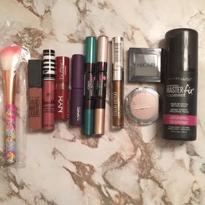Mixed makeup lot